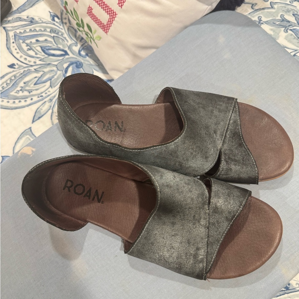 Women's Black Sandals